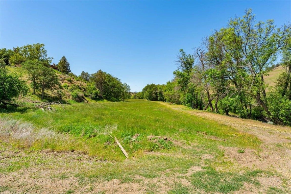 13305 Ager Beswick Road Montague, CA 96064 - Photo 42 of 49 Gallery Image 42