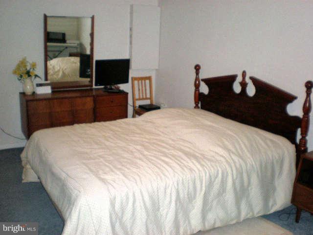 15412 Tindlay Street Silver Spring, MD 20905 - Photo 18 of 23 Bedroom