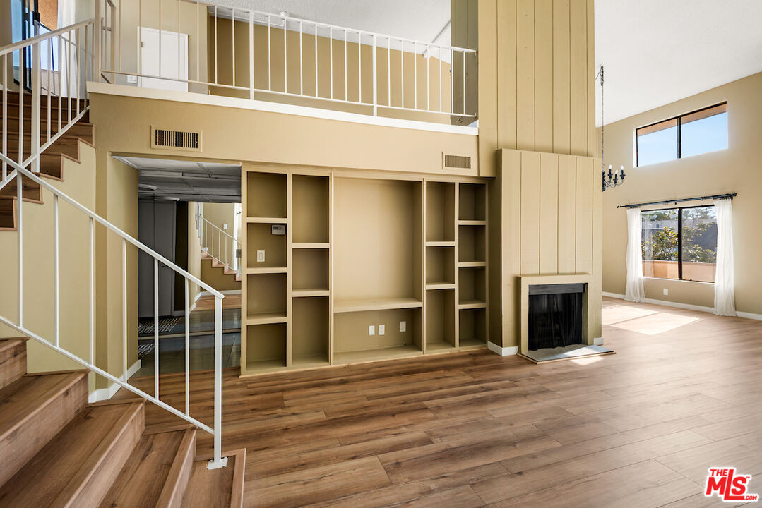 1944 Glendon Avenue, Unit 309 Los Angeles, CA 90025 - Photo 3 of 30 a view of a house with a balcony