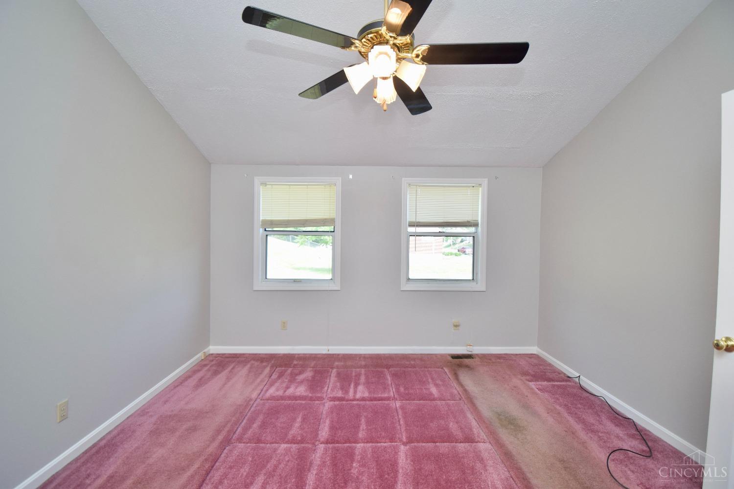 5351 Rapid Run Road Cincinnati, OH 45238 - Photo 14 of 31 Gallery Image 14