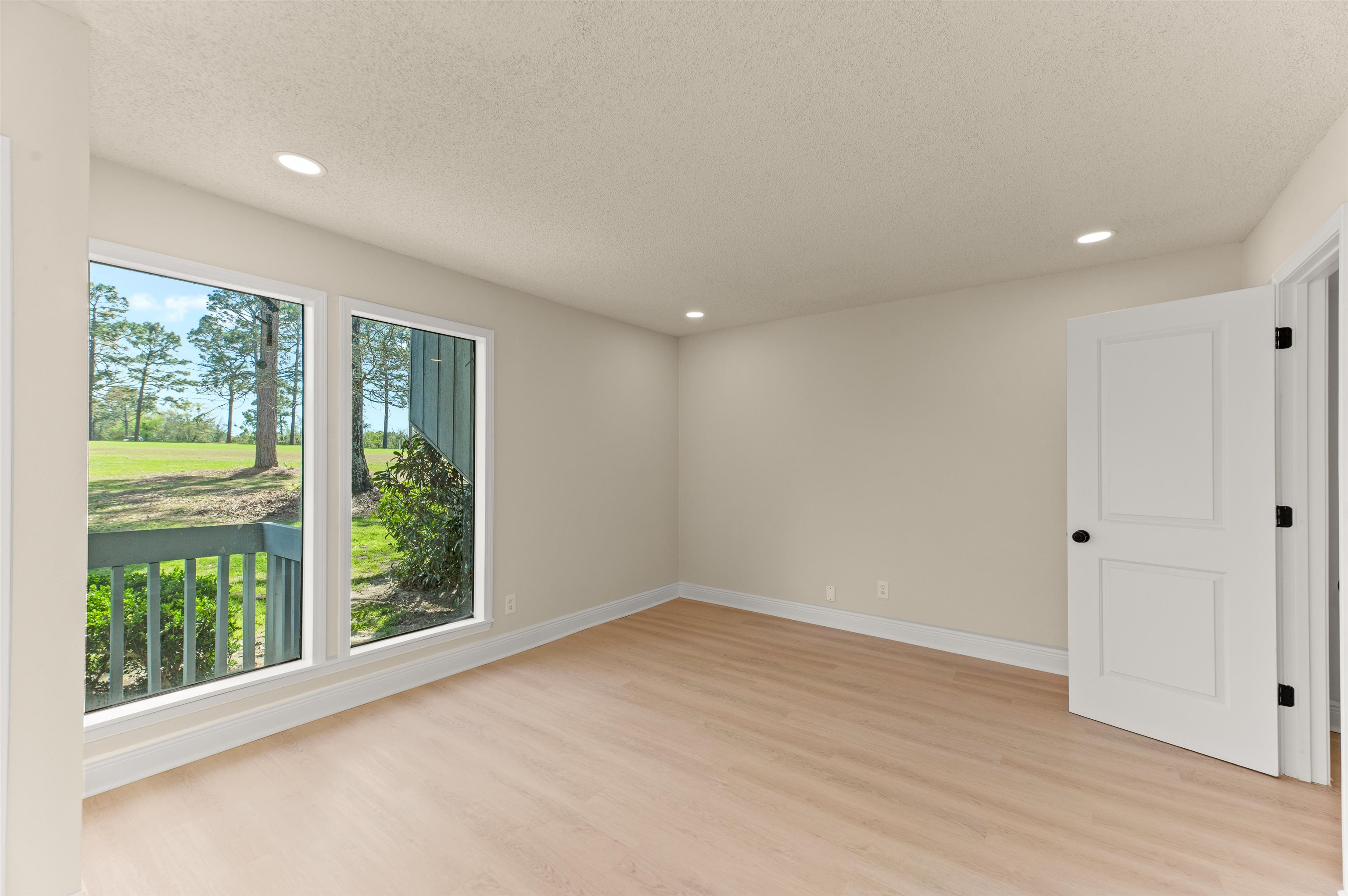 128 Golf Terrace, Unit 128 Daphne, AL 36526 - Photo 6 of 10