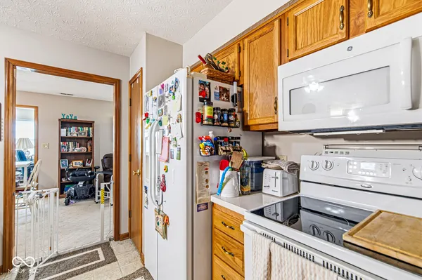 $204,900 | 5733 Misty Ridge Circle, Indianapolis, IN 46237