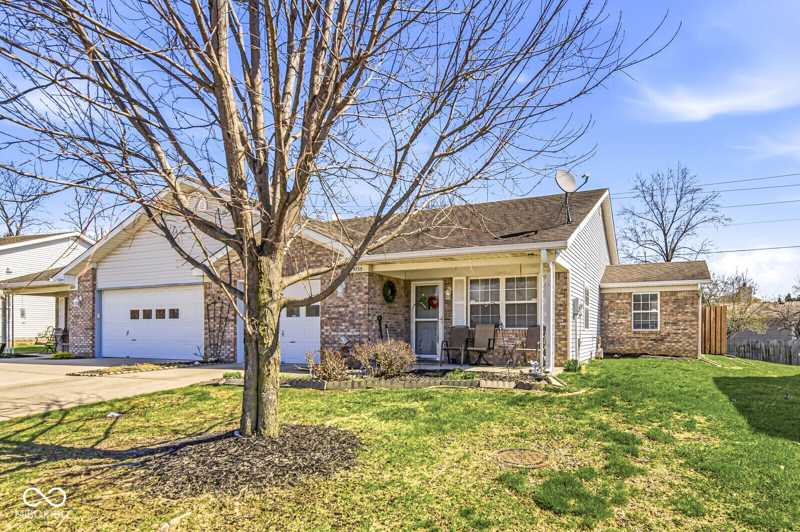 5733 Misty Ridge Circle Indianapolis, IN 46237 - Photo 4 of 29