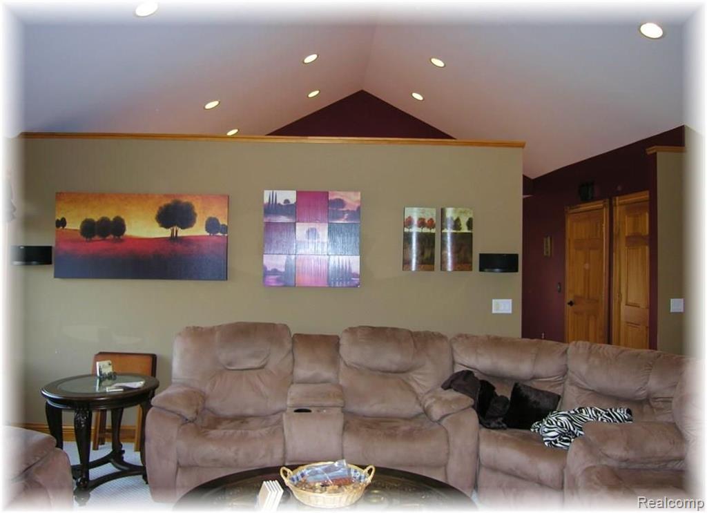 4498 Brown Road Metamora, MI 48455 - Photo 14 of 45 Gallery Image 14