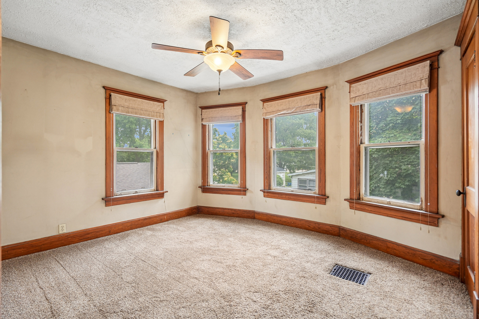 320 West 3rd Street Prophetstown, IL 61277 - Photo 21 of 50
