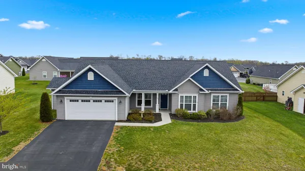 $375,000 | 651 Aqueduct Avenue, Martinsburg, WV 25404