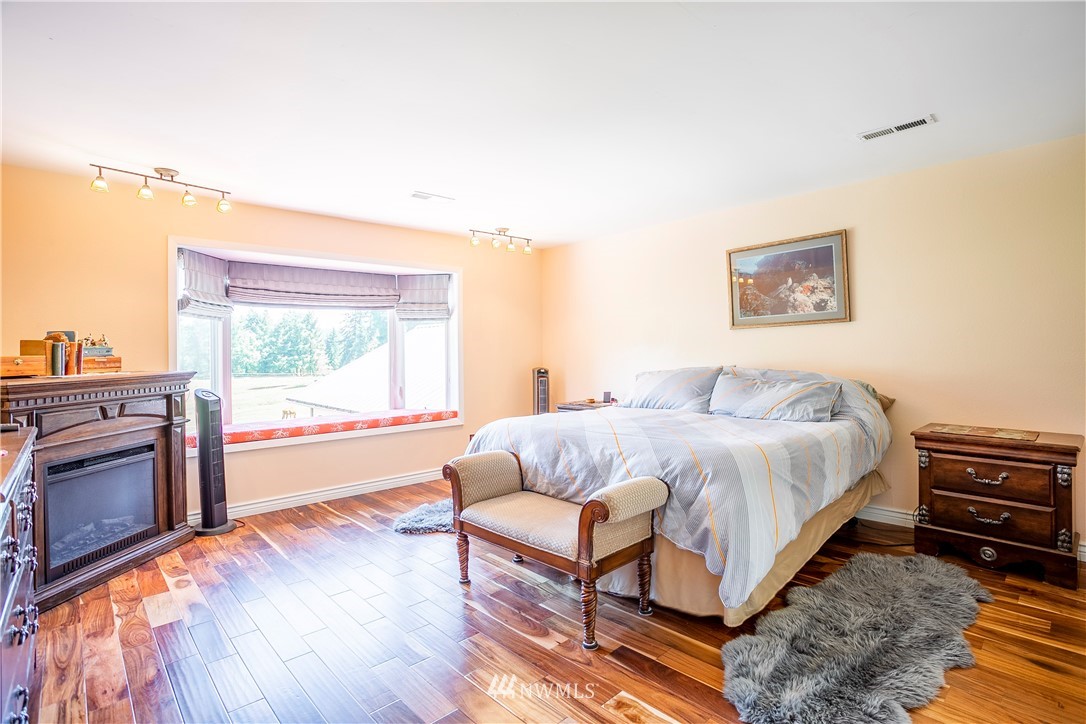 4620 Strumme Road Bothell, WA 98012 - Photo 12 of 25