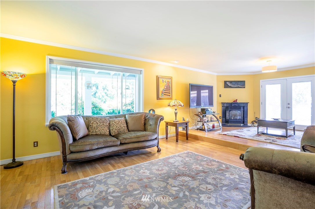4620 Strumme Road Bothell, WA 98012 - Photo 5 of 25