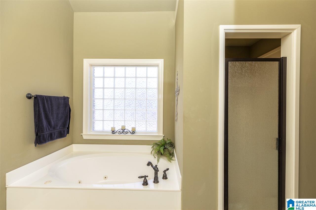 526 Woodbridge Trace Chelsea, AL 35043 - Photo 19 of 44