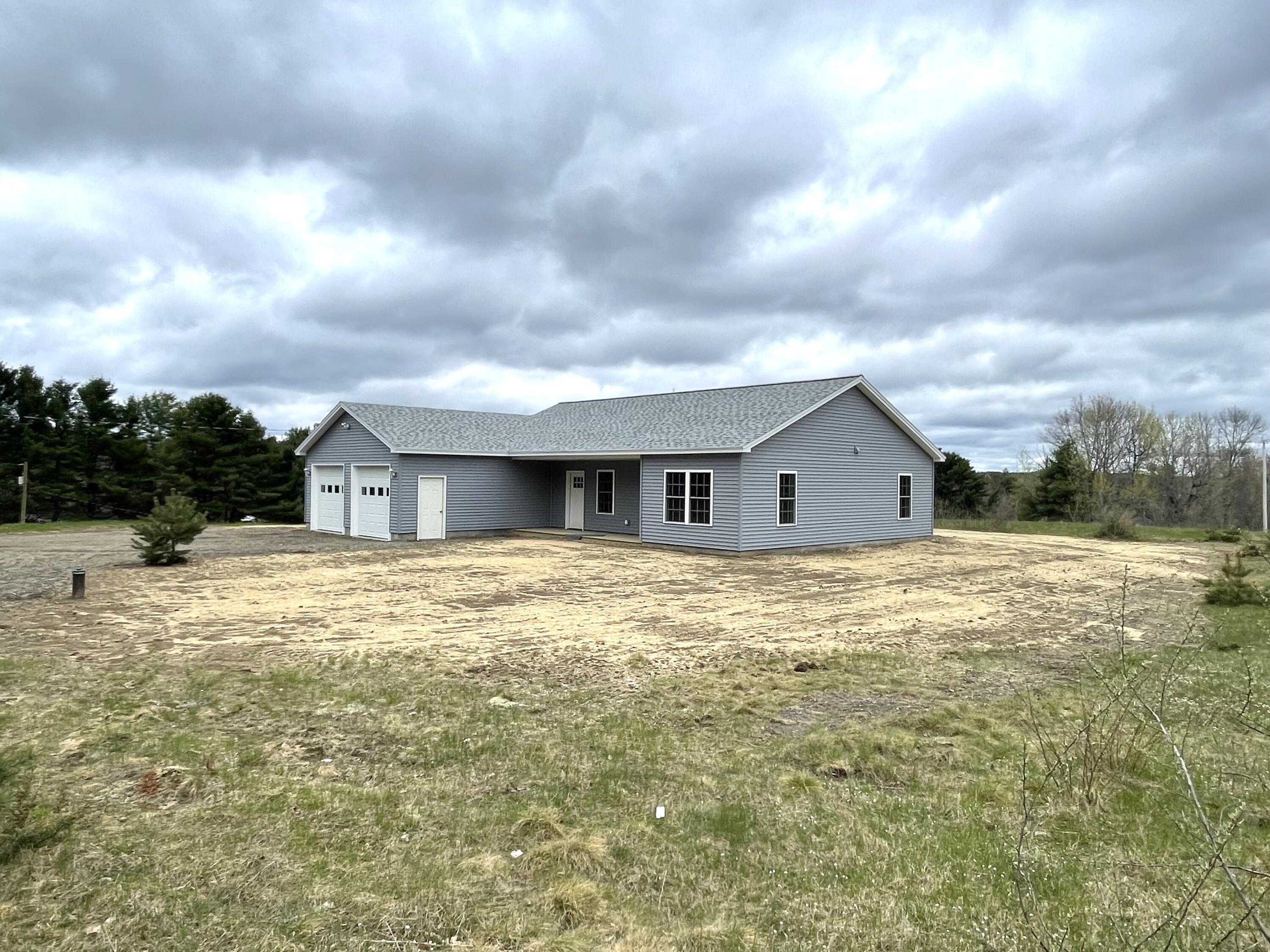 7 Kidder Road South China, ME 04358 - Photo 1 of 17 Exterior