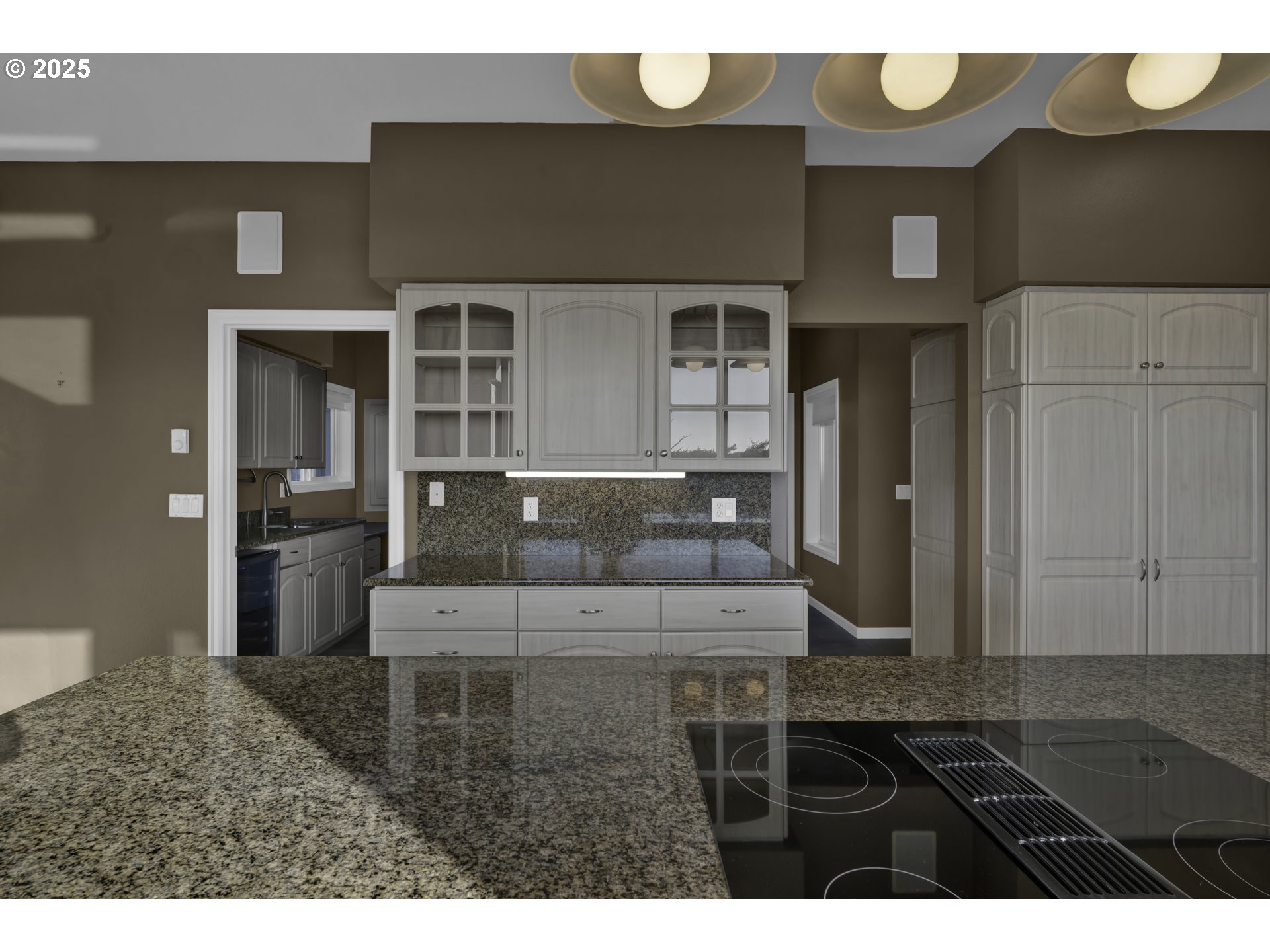 88765 Shoreline Loop Florence, OR 97439 - Photo 16 of 48