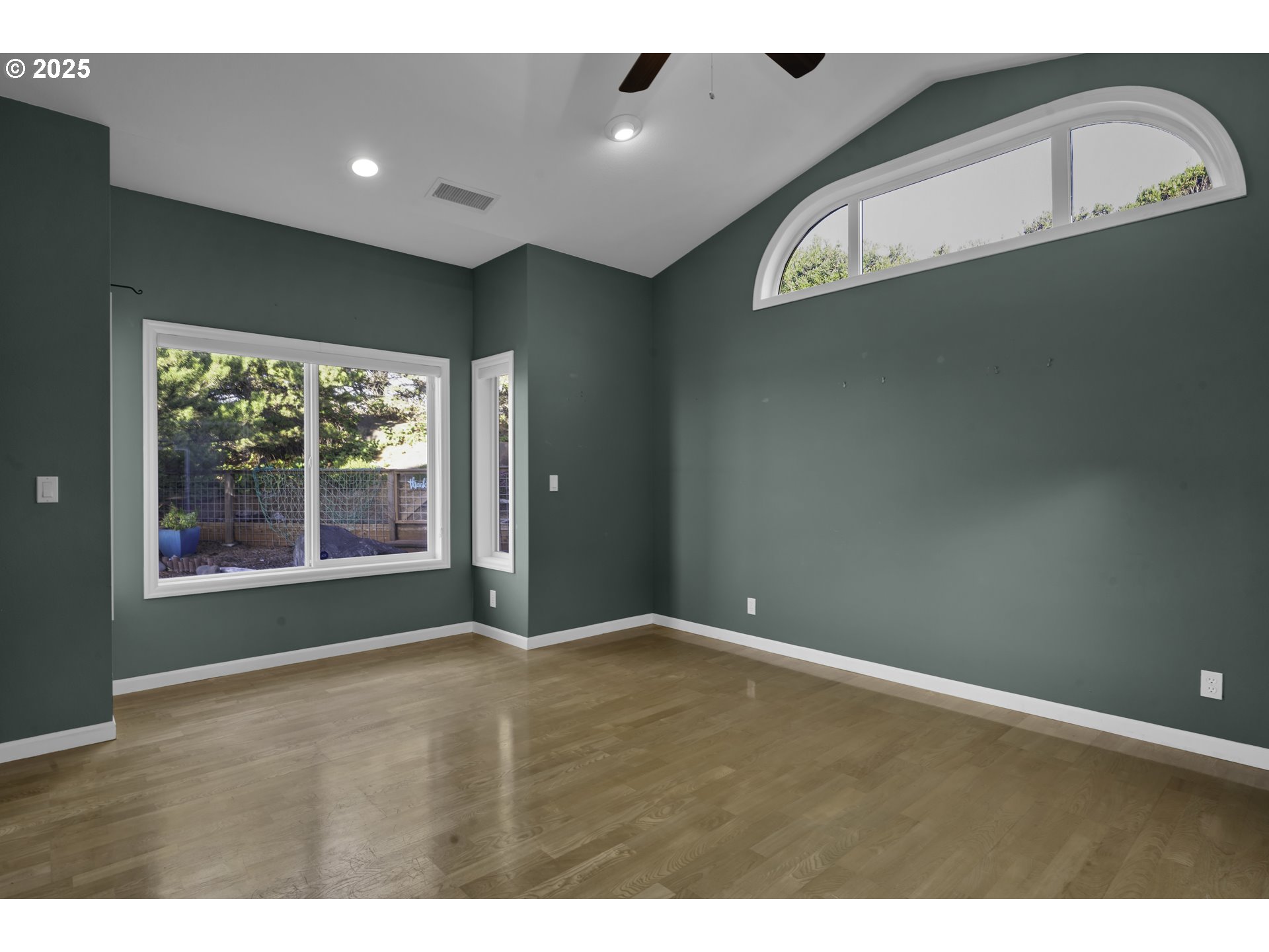88765 Shoreline Loop Florence, OR 97439 - Photo 27 of 48 a view of an empty room with a window