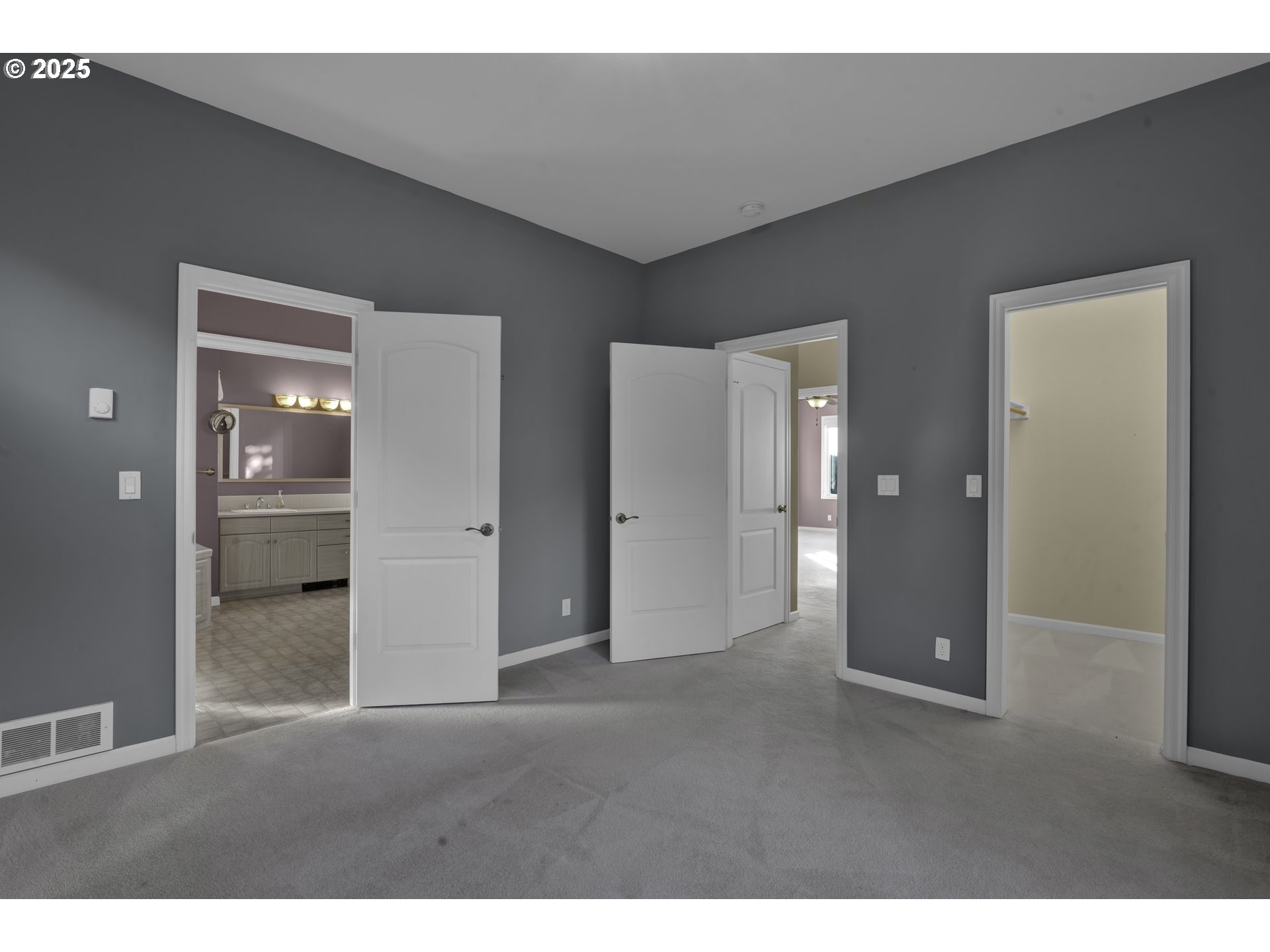 88765 Shoreline Loop Florence, OR 97439 - Photo 29 of 48 view of empty room