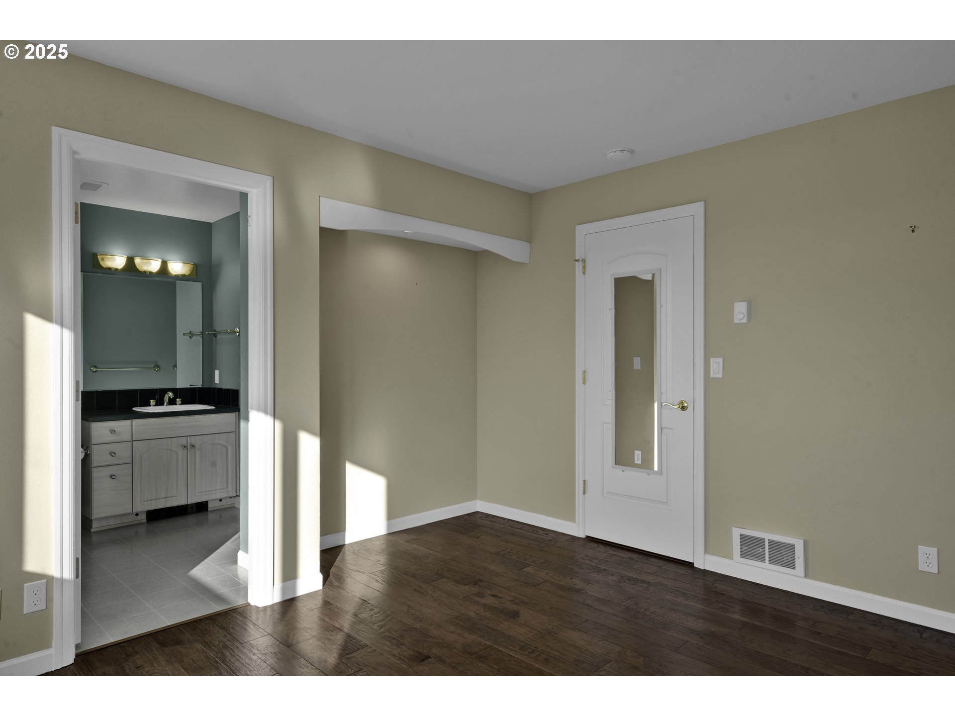 88765 Shoreline Loop Florence, OR 97439 - Photo 35 of 48 a view interior of residential house and outdoor space