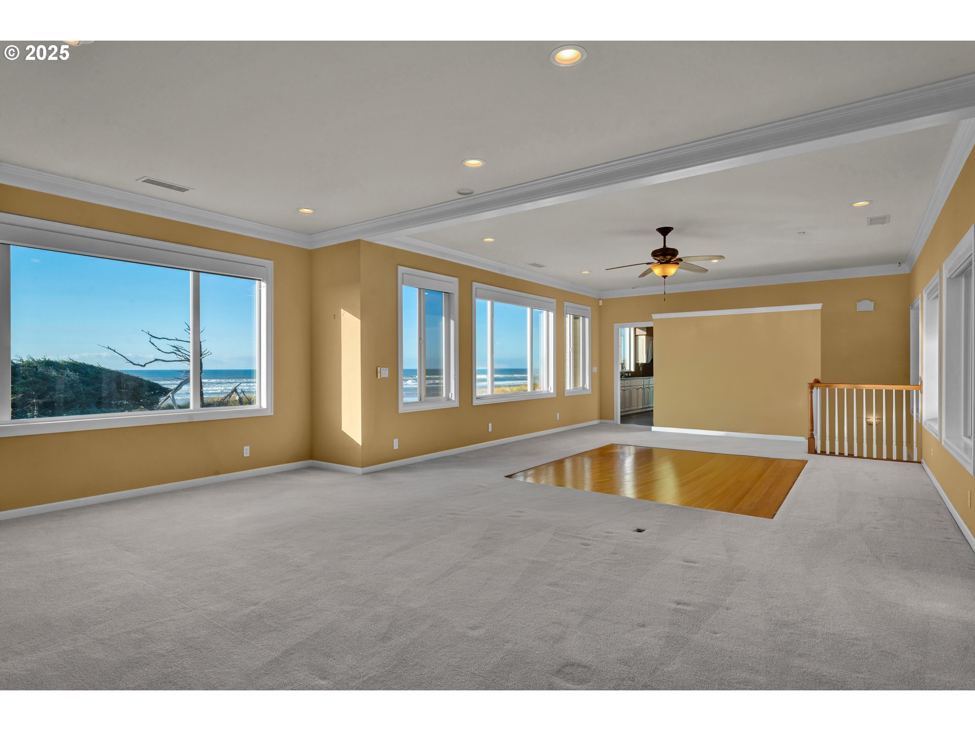88765 Shoreline Loop Florence, OR 97439 - Photo 10 of 48 a view of an empty room with window