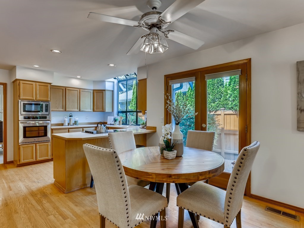 2128 241st Street Southeast Bothell, WA 98021 - Photo 12 of 28