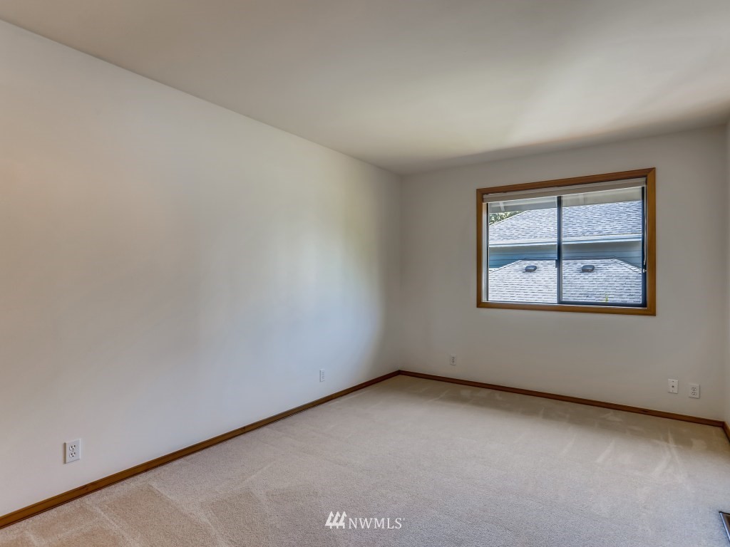 2128 241st Street Southeast Bothell, WA 98021 - Photo 20 of 28
