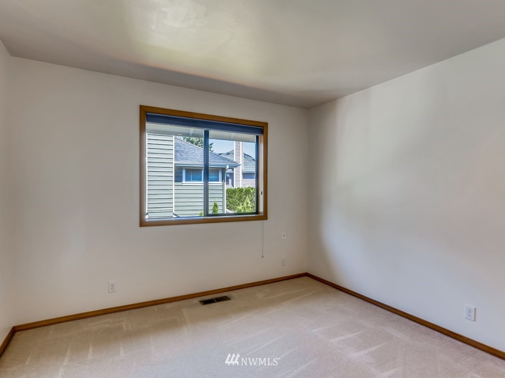 2128 241st Street Southeast Bothell, WA 98021 - Photo 22 of 28
