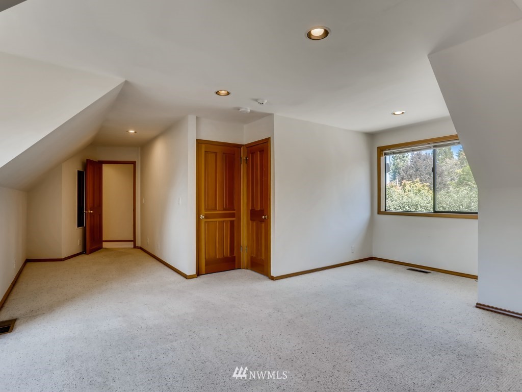2128 241st Street Southeast Bothell, WA 98021 - Photo 24 of 28