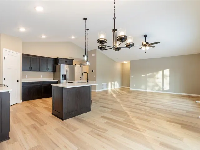 $430,805 | 14518 Lynndale Drive North, Baxter, MN 56425