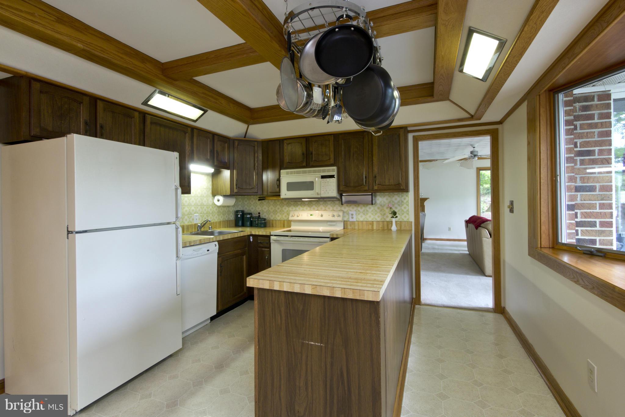 985 Round Bay Road Crownsville, MD 21032 - Photo 19 of 29 Kitchen