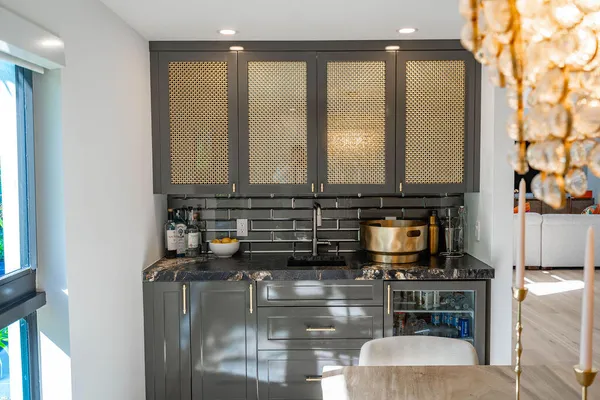 $3,849,000 | 3001 Northeast 52nd Street, Lighthouse Point, FL 33064