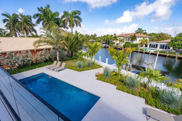 $3,849,000 | 3001 Northeast 52nd Street, Lighthouse Point, FL 33064