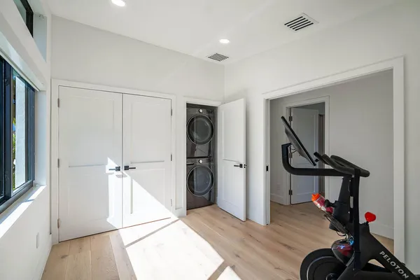 $3,849,000 | 3001 Northeast 52nd Street, Lighthouse Point, FL 33064