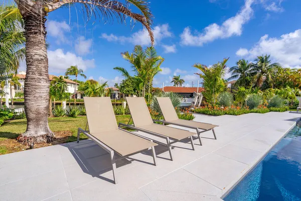 $3,849,000 | 3001 Northeast 52nd Street, Lighthouse Point, FL 33064
