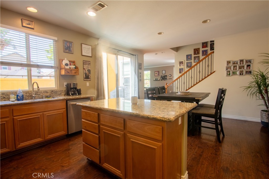 8090 Cornwall Court, Unit 38 Rancho Cucamonga, CA 91739 - Photo 16 of 47 a very nice looking kitchen with a large window