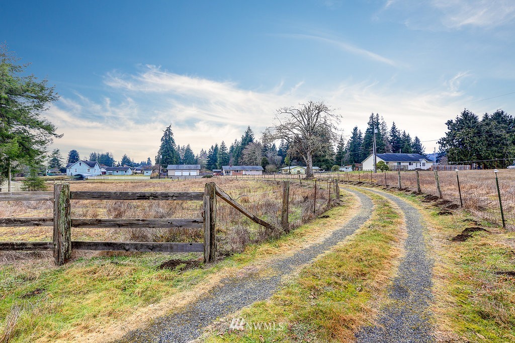7403 Blaine Road Aberdeen, WA 98520 - Photo 4 of 25 Gallery Image 4