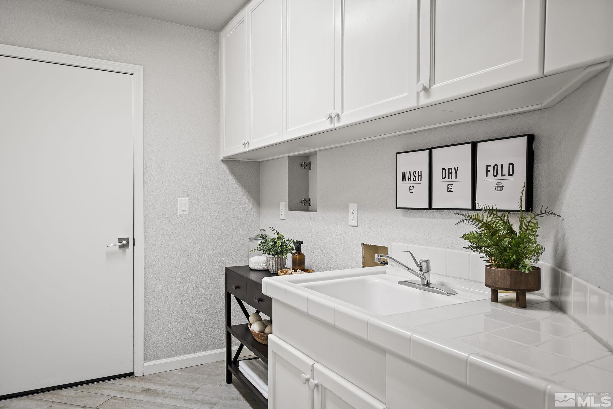 6154 Carriage House Way Reno, NV 89519 - Photo 28 of 40 Photo 28