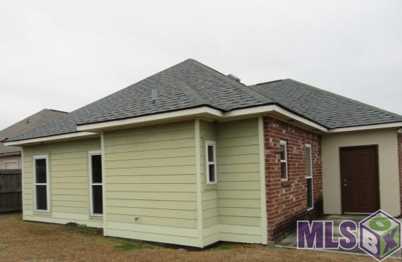 10548 Springpark Avenue Baton Rouge, LA 70810 - Photo 4 of 29