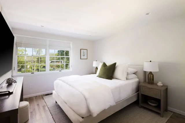 $65,000 | 4582 Noyack Road, Sag Harbor, NY 11963