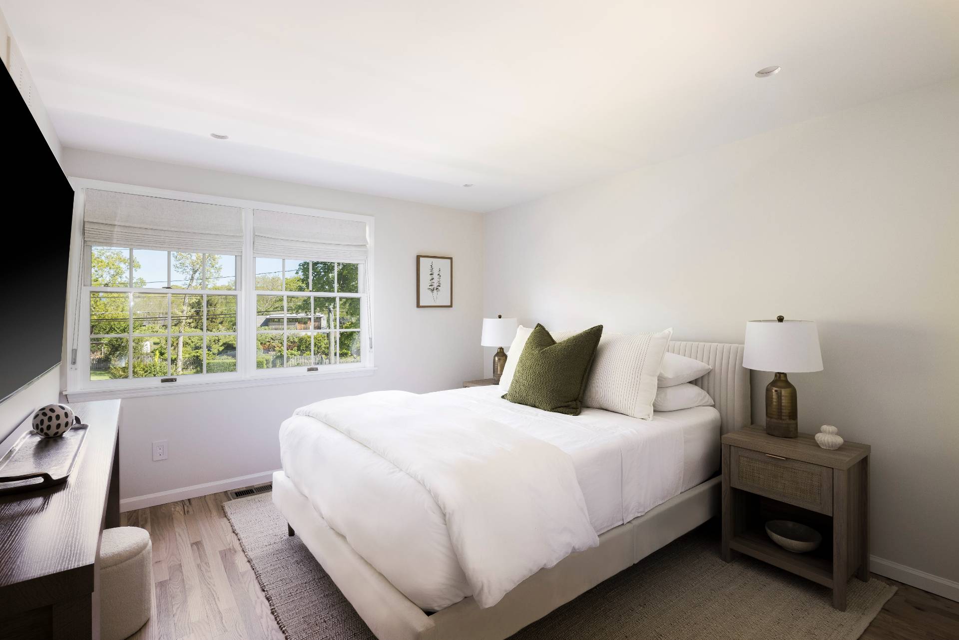 4582 Noyack Road Sag Harbor, NY 11963 - Photo 30 of 40