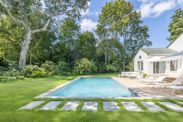 $65,000 | 4582 Noyack Road, Sag Harbor, NY 11963