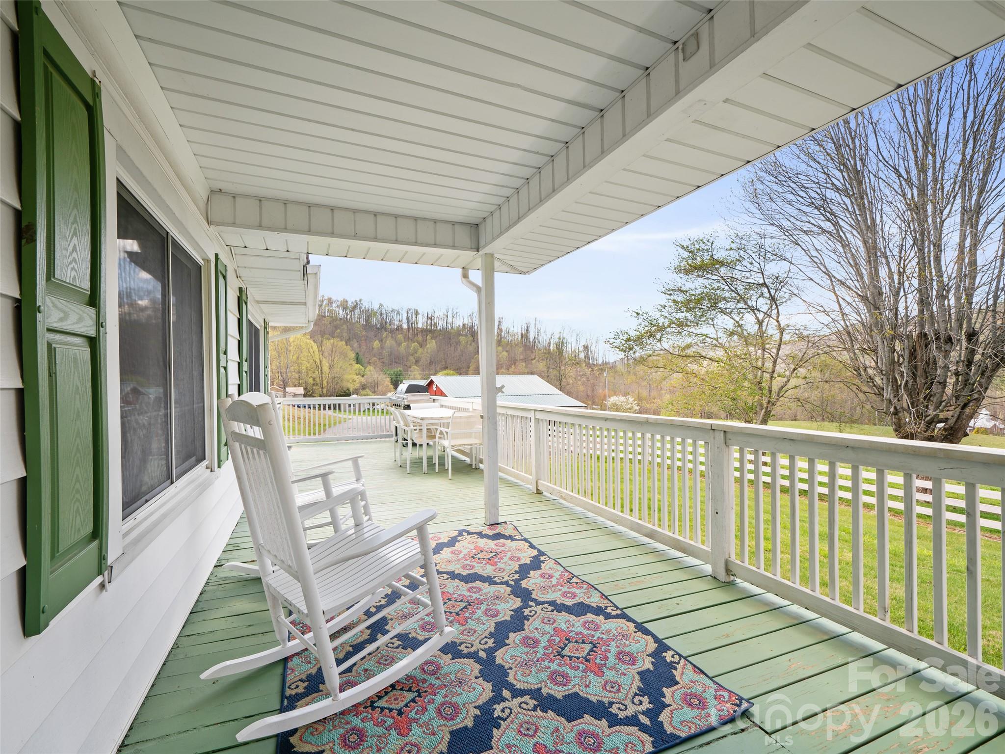 173 Odoms Chapel Road Bakersville, NC 28705 - Photo 26 of 36