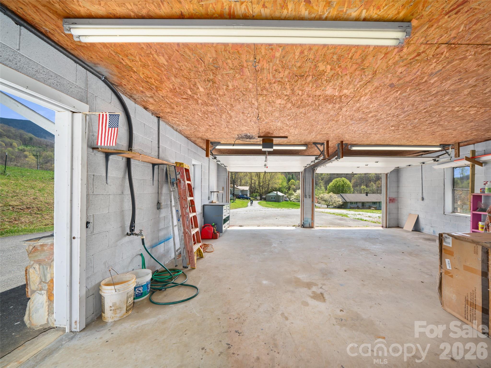 173 Odoms Chapel Road Bakersville, NC 28705 - Photo 31 of 36