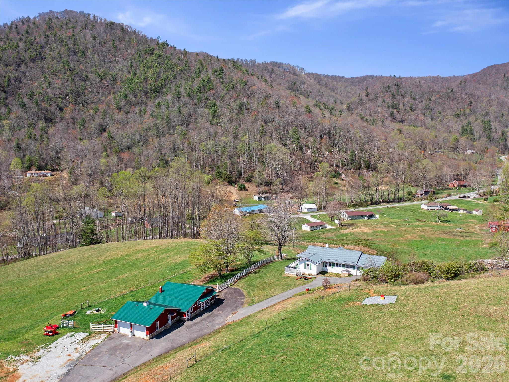 173 Odoms Chapel Road Bakersville, NC 28705 - Photo 35 of 36