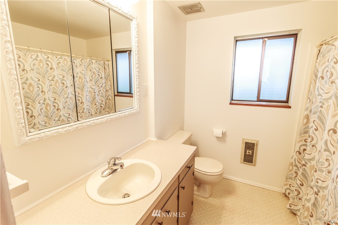 20317 Lafayette Road Burlington, WA 98233 - Photo 14 of 22 Gallery Image 14