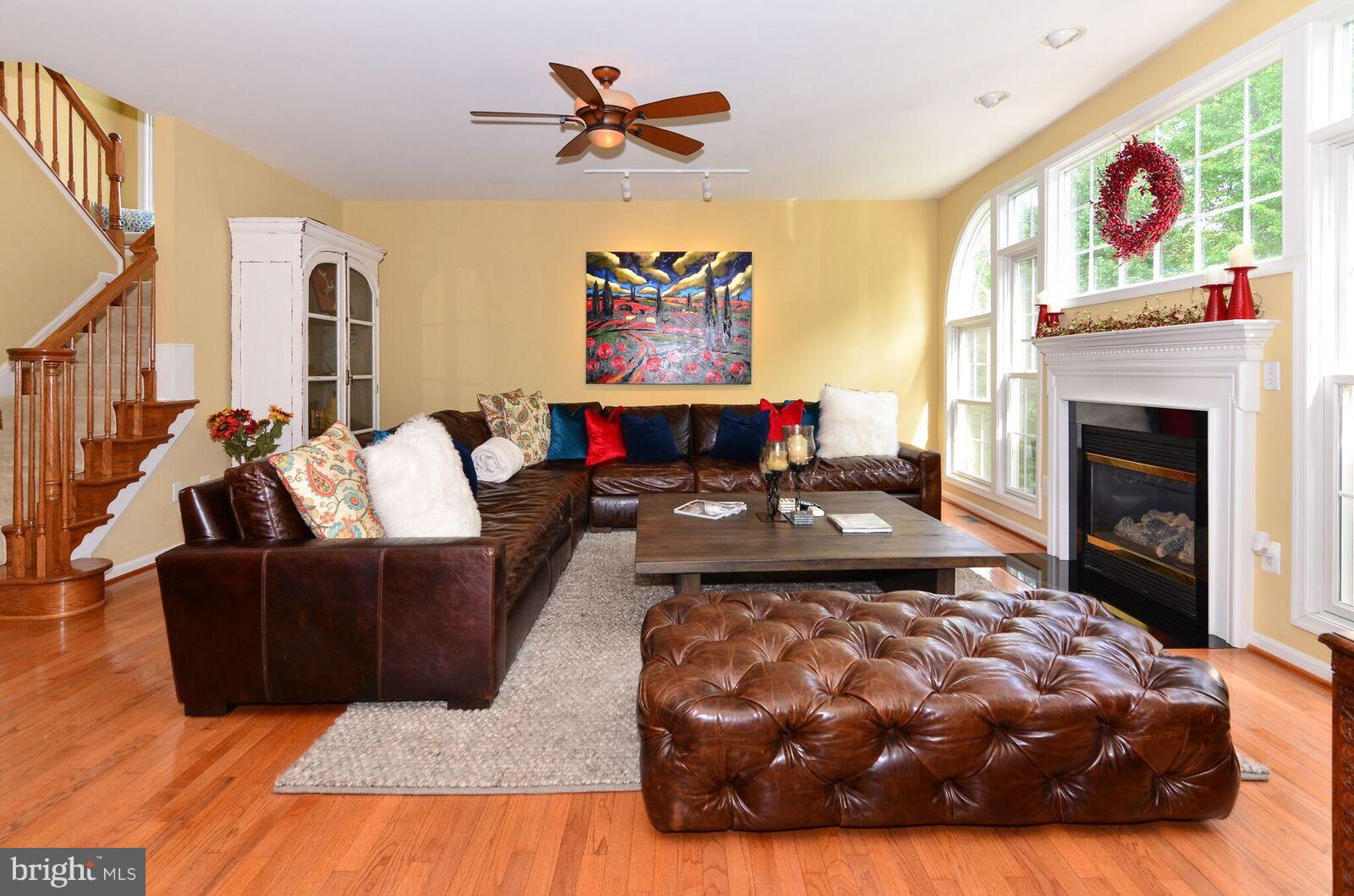 6079 Deer Ridge Trail Springfield, VA 22150 - Photo 7 of 30 Family Room