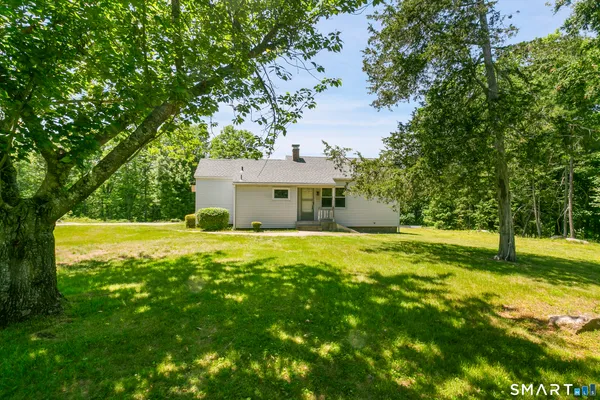 $429,900 | 11 Bear Mountain Road, New Fairfield, CT 06812