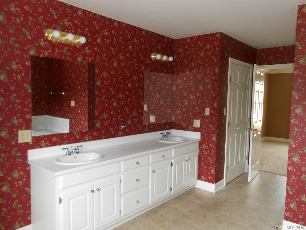 2662 Norfolk Road Lancaster, SC 29720 - Photo 10 of 18 Gallery Image 10