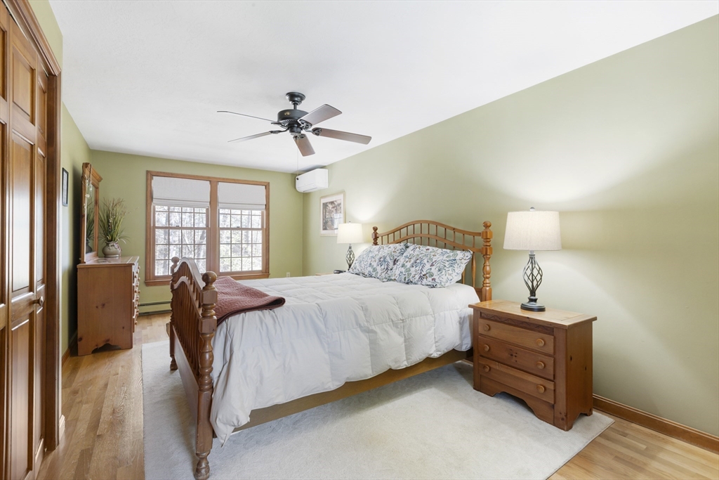 8 Griffin Road Franklin, MA 02038 - Photo 20 of 30