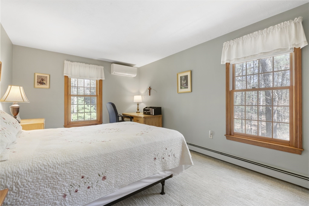 8 Griffin Road Franklin, MA 02038 - Photo 22 of 30