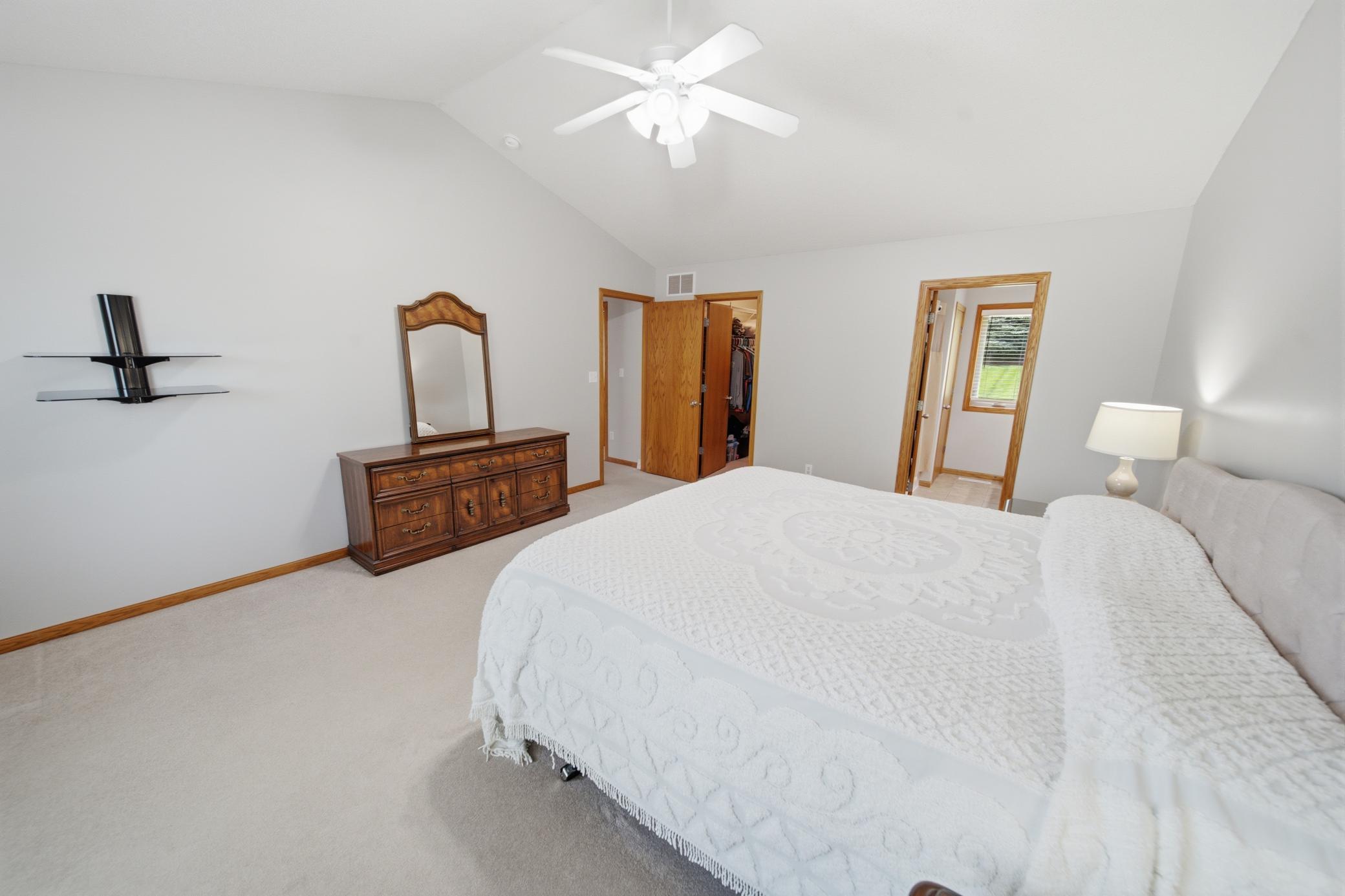 2505 Boulder Ridge Lane Northwest Rochester, MN 55901 - Photo 19 of 54