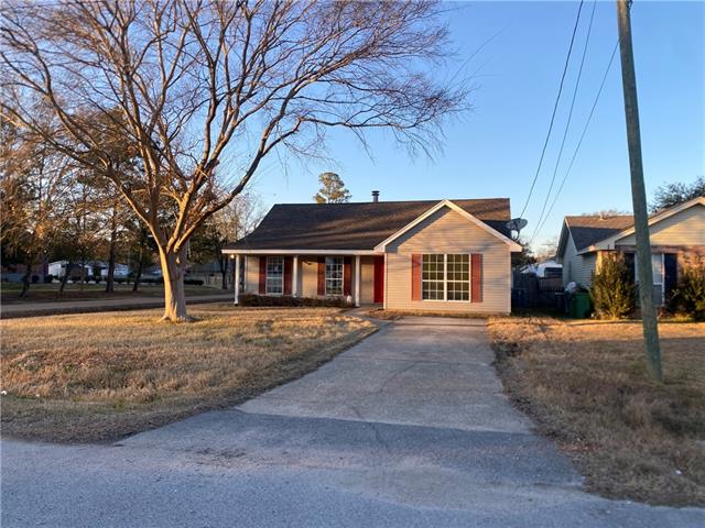 1525 Neal Avenue Slidell, LA 70458 - Photo 2 of 18