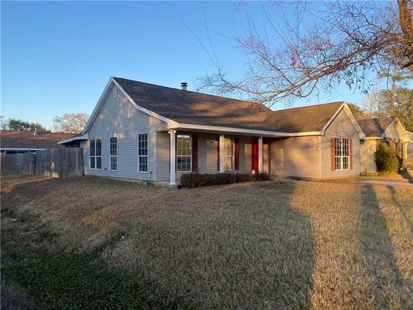 $1,650 | 1525 Neal Avenue, Slidell, LA 70458