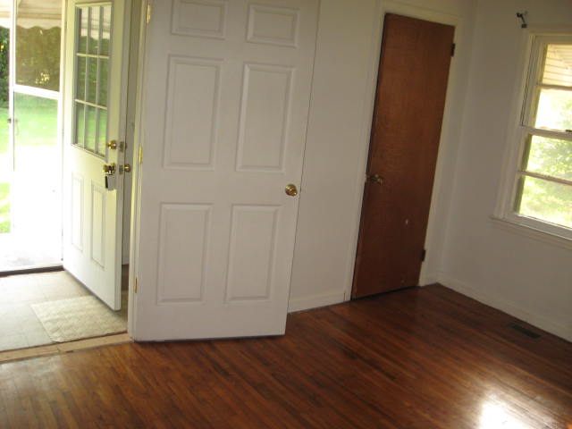 210 East Union Road Belton, SC 29627 - Photo 12 of 19 Gallery Image 12