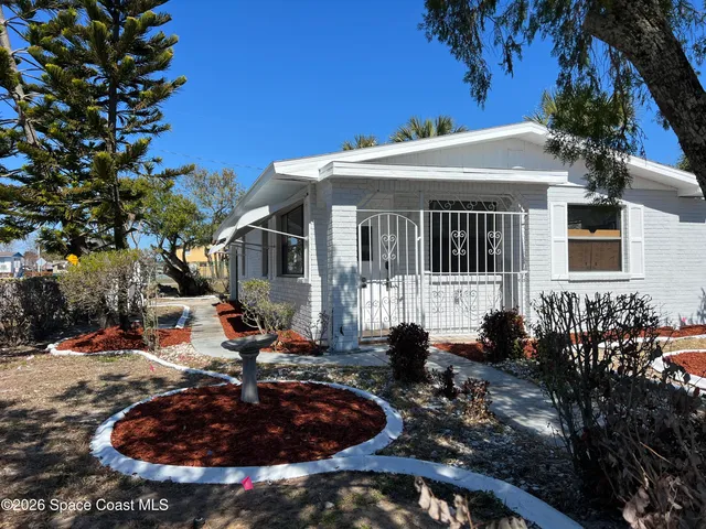 $1,600 | 360 Pomolo Street, Cocoa, FL 32922